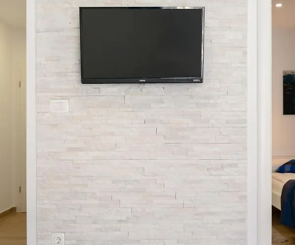 Tudor 2 Апартаменты