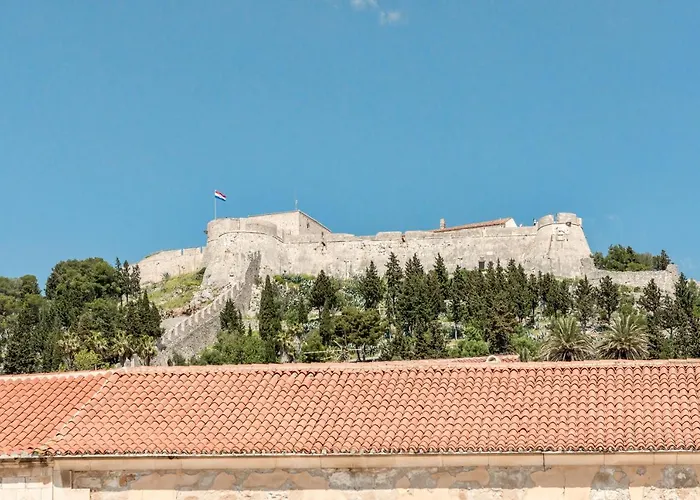 Tudor 2 Διαμέρισμα Χβαρ