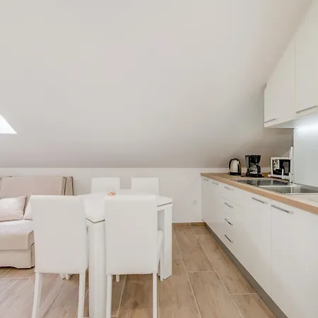 Apartamento Tudor 2 Hvar Town